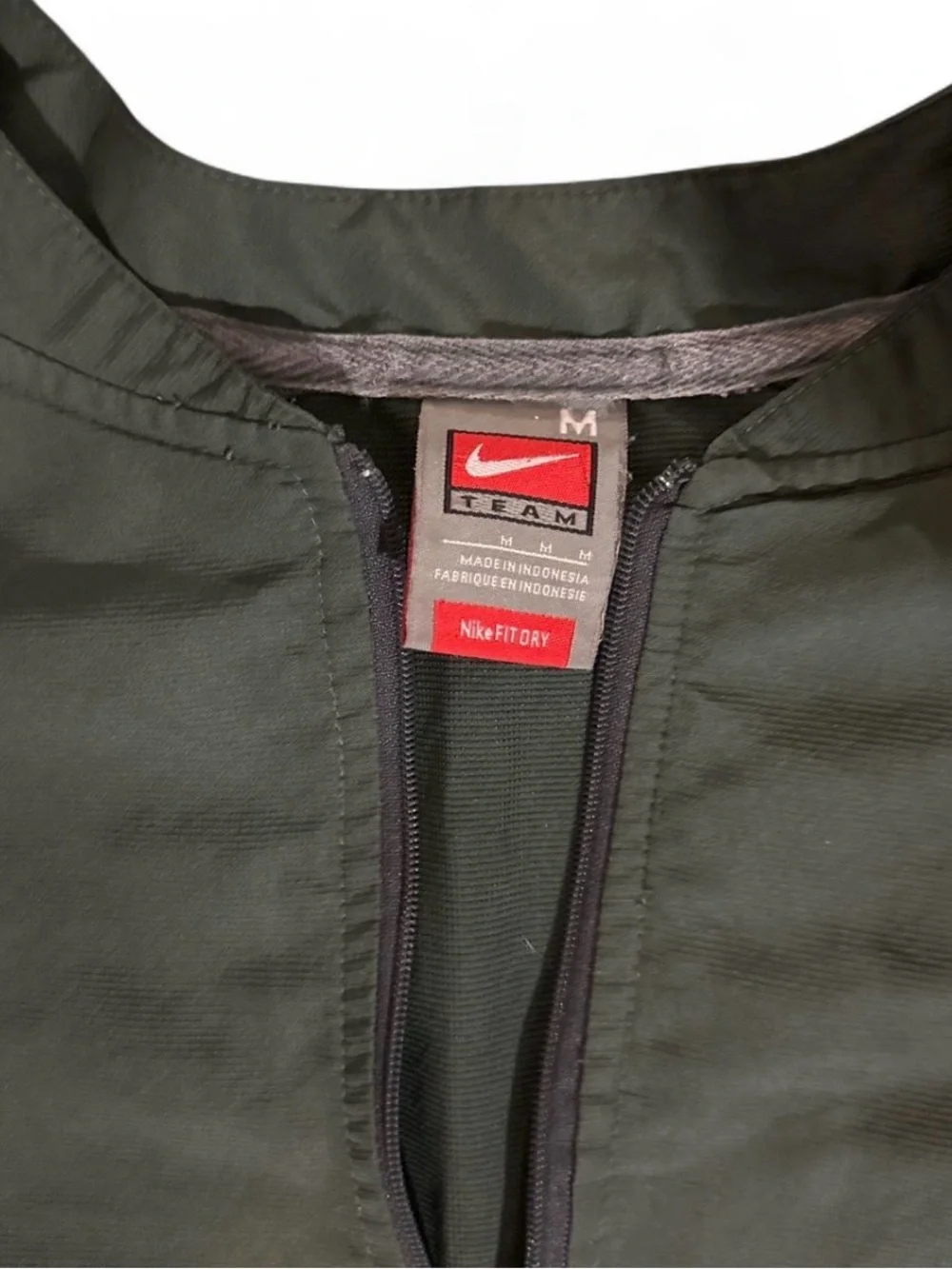 Nike Olive Green Half-Zip Athletic Pullover with Contrast Piping